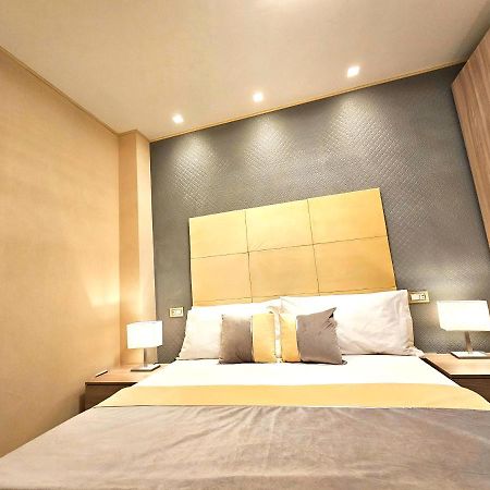 Astoria Supreme - Modern Boutique Suites เลชเช ภายนอก รูปภาพ