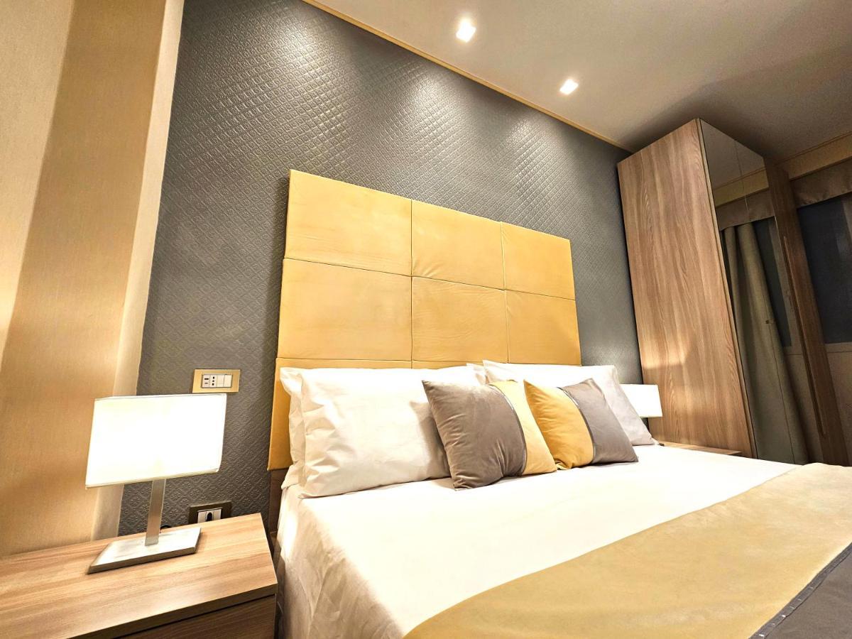 Astoria Supreme - Modern Boutique Suites เลชเช ภายนอก รูปภาพ